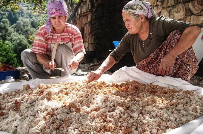 Tarhana by Kat Kamstra - Seasonal Cook in Turkey